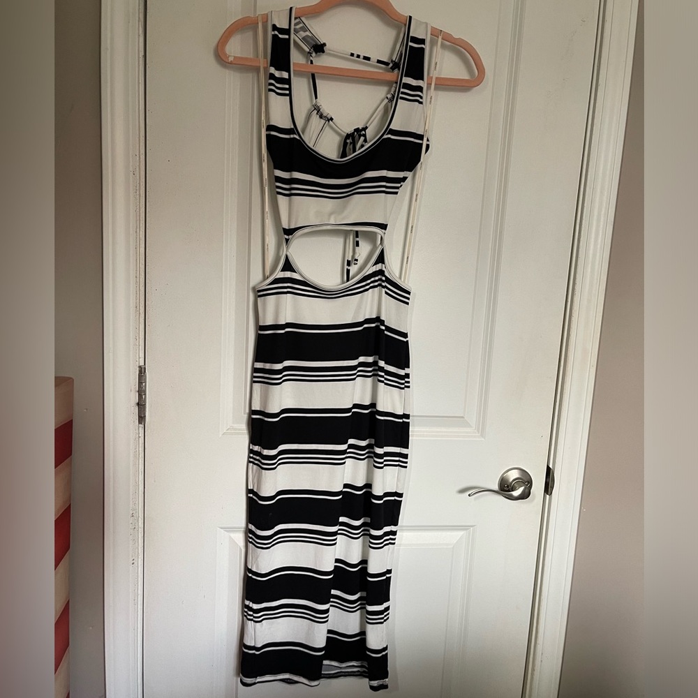 Forever 21 Summer backless dress